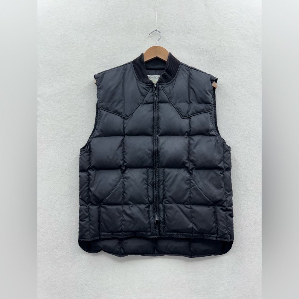 Vintage Yukon Trail Men’s Medium Black Vest Down Filled